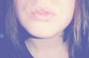 ���� lip-heart