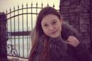 ���� )