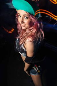 ������