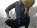 ���� Edward Michael "Bear" Grylls