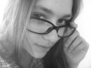 ���� �)